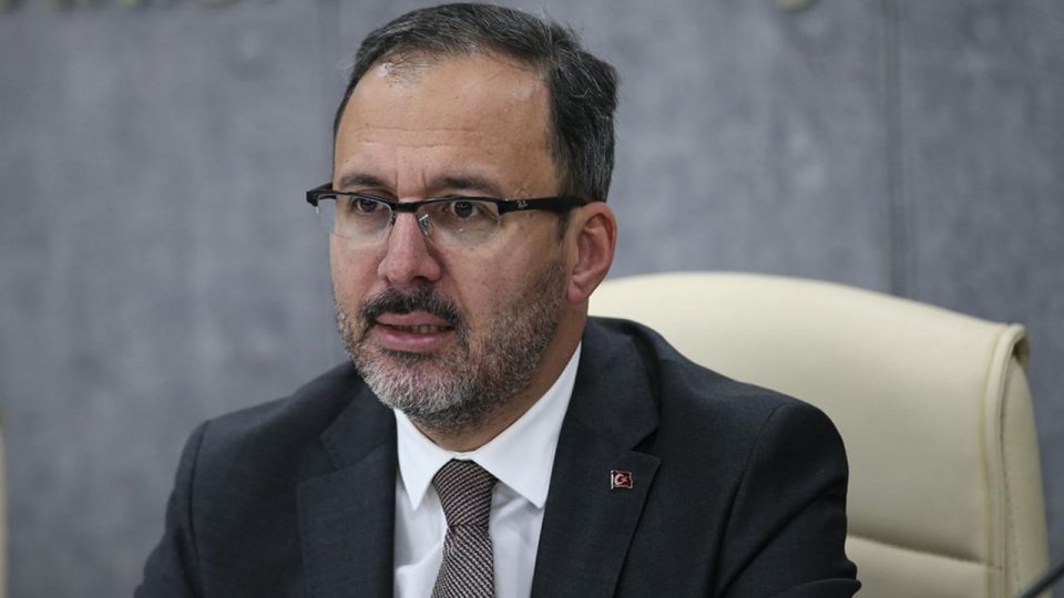 Bakan Kasapoğlu’ndan Down Sendromlular Futsal Milli Takımı’na tebrik